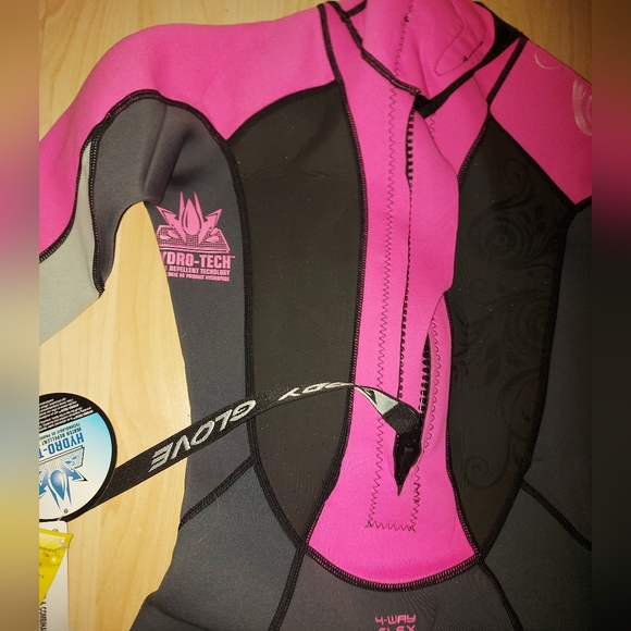 NWT Bodyglove Elite Women's WetSuit - Picture 2 of 11